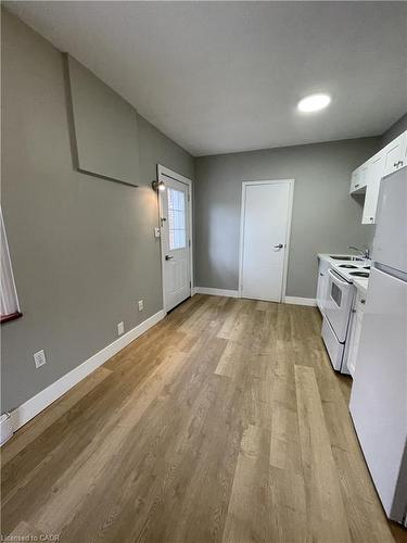 1-163 Queen Street, Kitchener, ON - Indoor