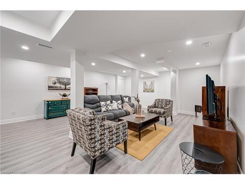 1481 Otis Avenue, Mississauga, ON - Indoor Photo Showing Other Room