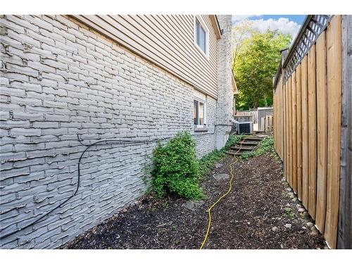 1481 Otis Avenue, Mississauga, ON - Outdoor