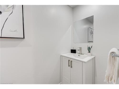 1481 Otis Avenue, Mississauga, ON - Indoor