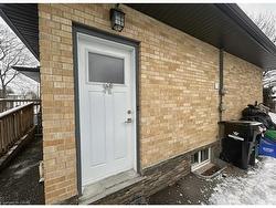Lower-47 Harber Avenue  Kitchener, ON N2C 1Z1