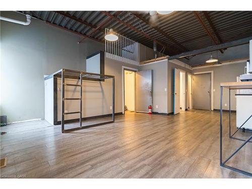 6 Sanford Avenue N, Hamilton, ON 