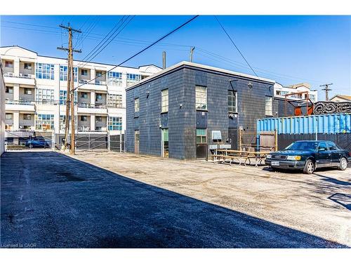 6 Sanford Avenue N, Hamilton, ON 