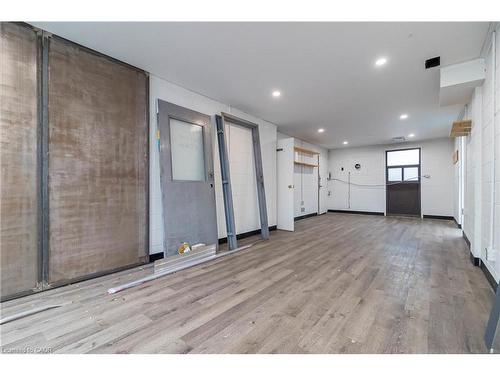 6 Sanford Avenue N, Hamilton, ON 