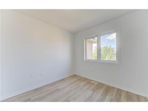 82 Trowbridge Street, Breslau, ON - Indoor Photo Showing Other Room