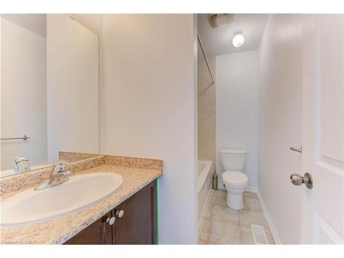 82 Trowbridge Street, Breslau, ON - Indoor Photo Showing Bathroom