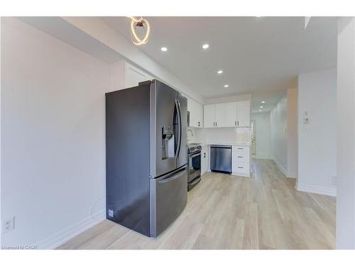 82 Trowbridge Street, Breslau, ON - Indoor Photo Showing Kitchen