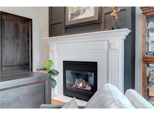 37 Appaloosa Trail, Carlisle, ON - Indoor Photo Showing Living Room With Fireplace