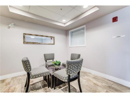 401-2 Colonial Drive, Guelph, ON - Indoor