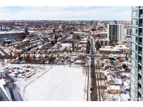2808-25 Wellington Street S, Kitchener, ON - Outdoor With View