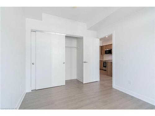 2808-25 Wellington Street S, Kitchener, ON - Indoor