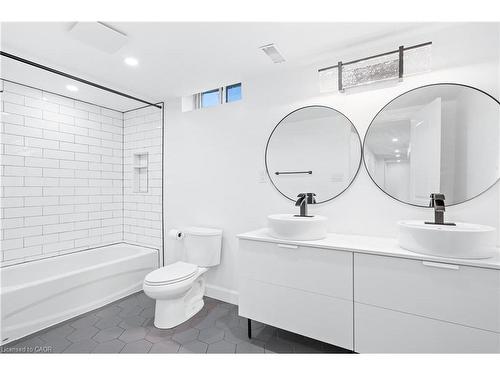 173 Bellingham Drive, Hamilton, ON - Indoor Photo Showing Bathroom
