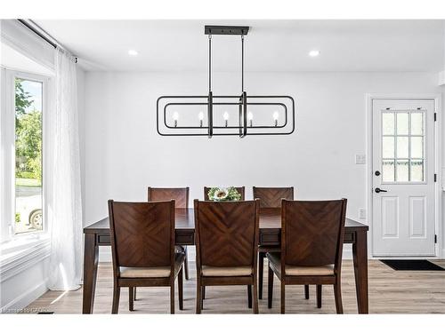 173 Bellingham Drive, Hamilton, ON - Indoor Photo Showing Dining Room