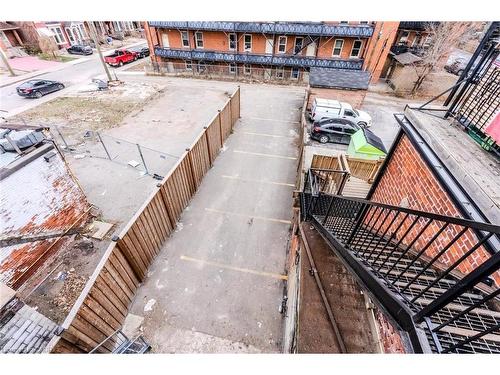 B-461 King Street E, Hamilton, ON - Outdoor