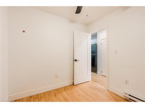 B-461 King Street E, Hamilton, ON - Indoor Photo Showing Other Room