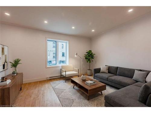 B-461 King Street E, Hamilton, ON - Indoor Photo Showing Living Room