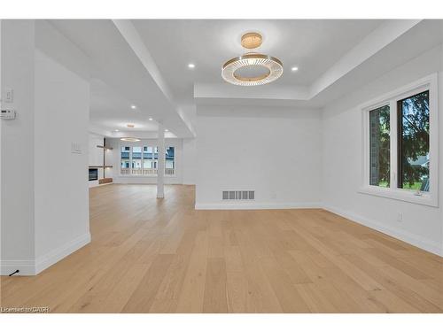 382 Southcote Road, Ancaster, ON - Indoor Photo Showing Other Room