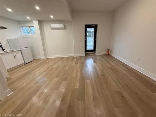 73C-69 Hellems Avenue, Welland, ON - Indoor Photo Showing Other Room