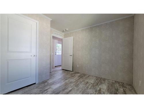 24 Macpherson Crescent, Flamborough, ON - Indoor Photo Showing Other Room