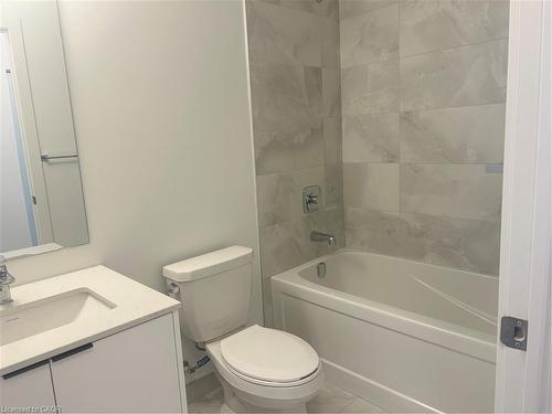 1107-2088 James Street, Burlington, ON - Indoor Photo Showing Bathroom