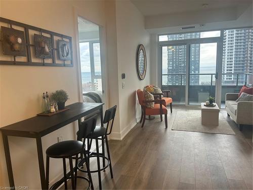 1107-2088 James Street, Burlington, ON - Indoor