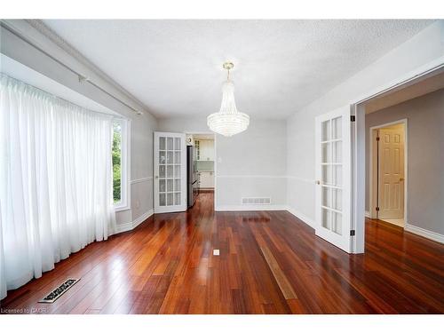 102 Crawford Rose Drive, Aurora, ON - Indoor Photo Showing Other Room