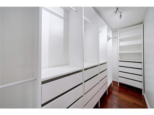 102 Crawford Rose Drive, Aurora, ON - Indoor