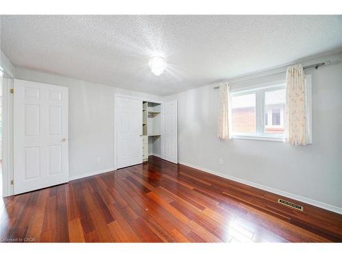 102 Crawford Rose Drive, Aurora, ON - Indoor Photo Showing Other Room