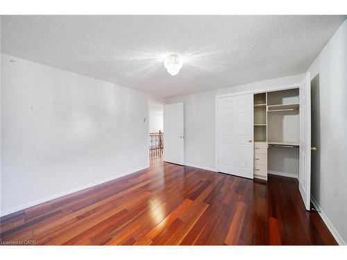 102 Crawford Rose Drive, Aurora, ON - Indoor Photo Showing Other Room