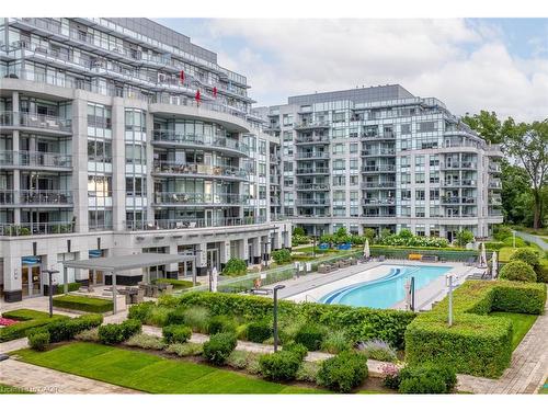 827-3500 Lakeshore Road W, Oakville, ON - Outdoor With Balcony