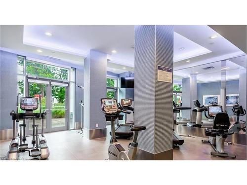 827-3500 Lakeshore Road W, Oakville, ON - Indoor