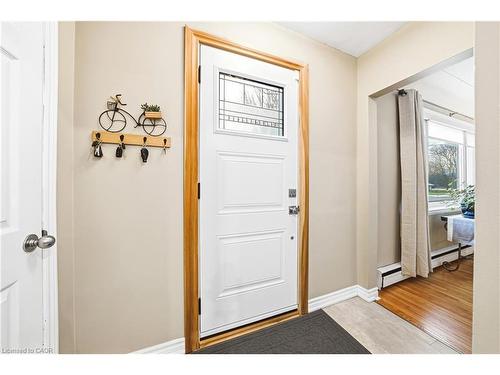 1007 Pine Street, Dunnville, ON - Indoor Photo Showing Other Room