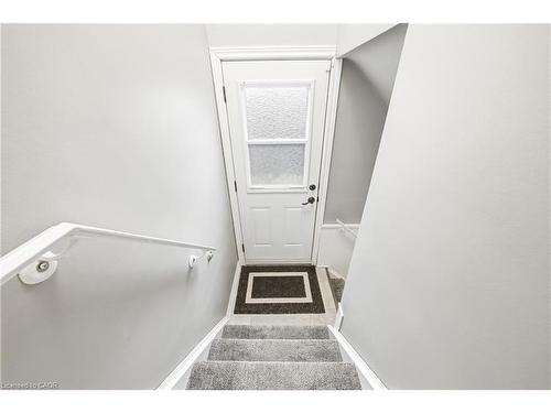 1007 Pine Street, Dunnville, ON - Indoor Photo Showing Other Room