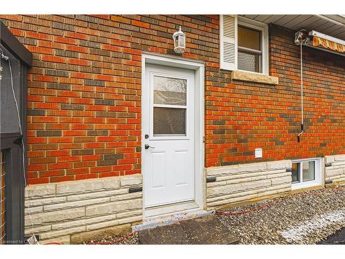 1007 Pine Street, Dunnville, ON - Outdoor With Exterior