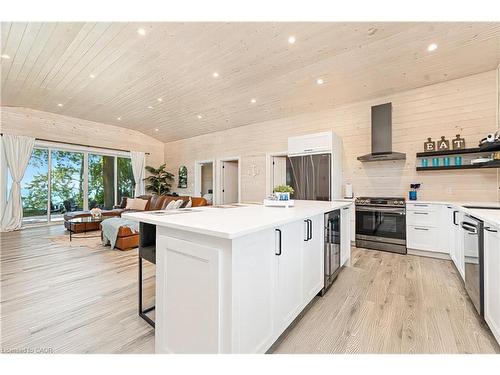 71865 Sunview Avenue, Dashwood, ON - Indoor Photo Showing Kitchen With Stainless Steel Kitchen With Upgraded Kitchen