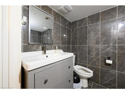 944 King Street W, Hamilton, ON 