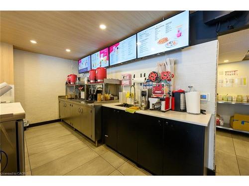 944 King Street W, Hamilton, ON 