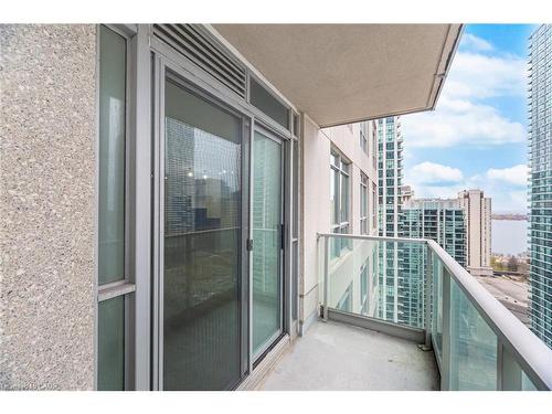 3112-18 Yonge Street, Toronto, ON - Outdoor With Balcony With Exterior