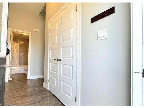 261 Cairn Street, London, ON - Indoor Photo Showing Other Room