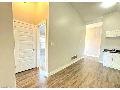 261 Cairn Street, London, ON - Indoor