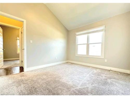 261 Cairn Street, London, ON - Indoor Photo Showing Other Room