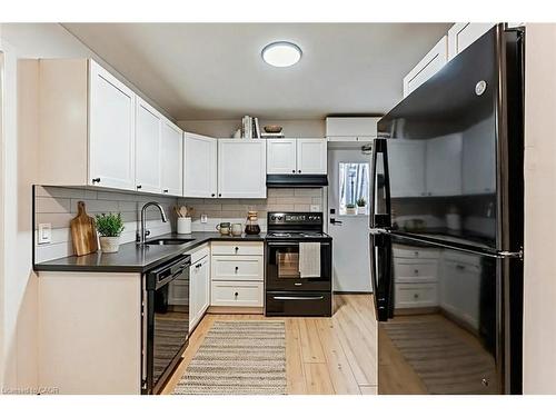C-461 King Street E, Hamilton, ON - Indoor Photo Showing Kitchen