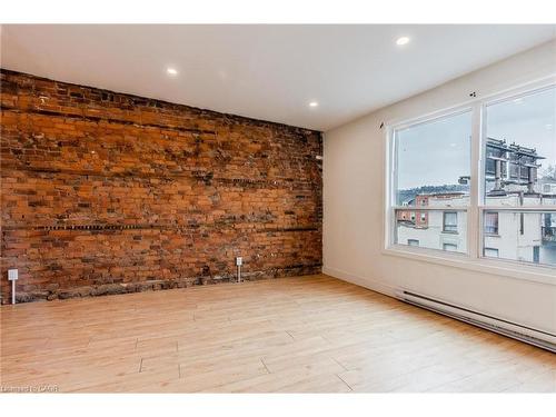 C-461 King Street E, Hamilton, ON - Indoor Photo Showing Other Room