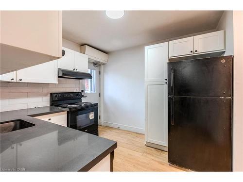 C-461 King Street E, Hamilton, ON - Indoor Photo Showing Kitchen