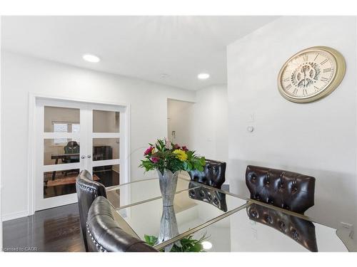 142 Irwin Avenue, Ancaster, ON - Indoor