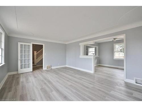 46 Plains Road E, Burlington, ON - Indoor