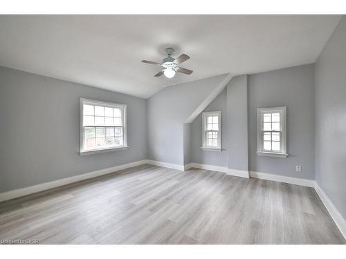 46 Plains Road E, Burlington, ON - Indoor Photo Showing Other Room