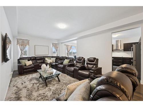 308 Freure Drive, Cambridge, ON - Indoor Photo Showing Living Room