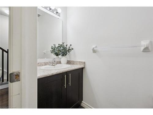 308 Freure Drive, Cambridge, ON - Indoor Photo Showing Bathroom