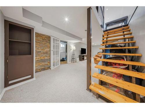 38 Hillbrook Crescent, Kitchener, ON - Indoor Photo Showing Other Room